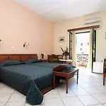 Apollon Hotel 2*