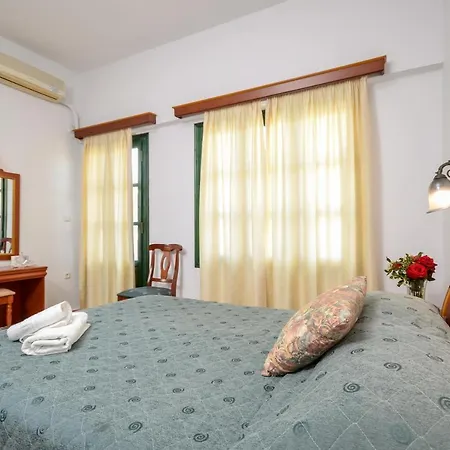 Apollon Otel Naxos City