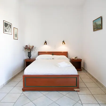Apollon Otel 2*
