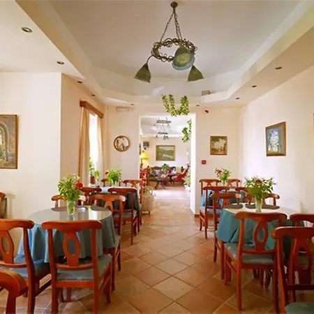 Apollon Otel