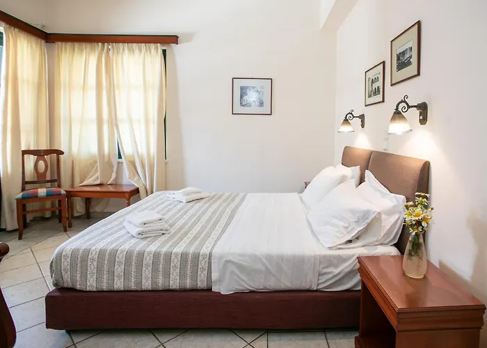 Hotel Apollon Naxos City