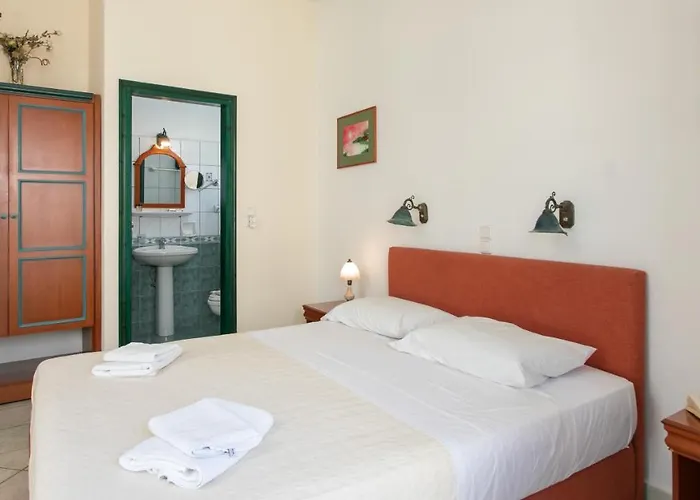 Hotel Apollon Naxos City